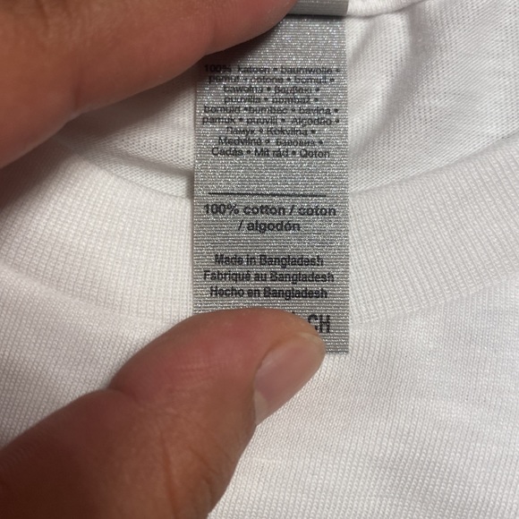 Shirt - Picture 3 of 4